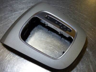 Audi Q3 8U váltókar keret 8P2713463A + 8U0864261P burkolat használt