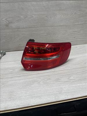 Audi A3 (8P) Hátsó lámpa  8p4945096e