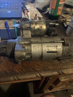 Honda CR-V IV 2.2i-CDTi önindító  4280008210