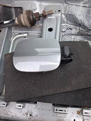 Audi Q5 (8R) Tankajtó 8r080999b