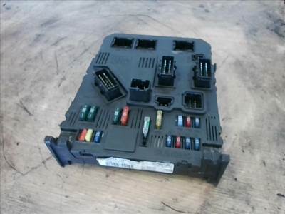 PEUGEOT 206 Cabrio Biztosítéktábla BCM BSI BSM SAM GEM modul 