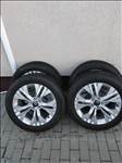  5x112 lyukosztású 17" új (gyári felni) alufelni, rajta 215/55 újszerű Continental téli gumi 