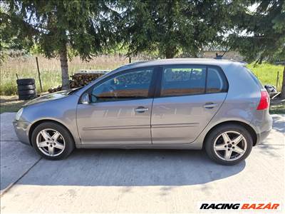 Volkswagen Golf V bontott alkatrészei