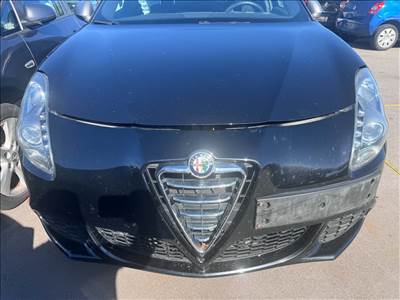 Alfa Romeo Giulietta karosszéria alkatrészek 
