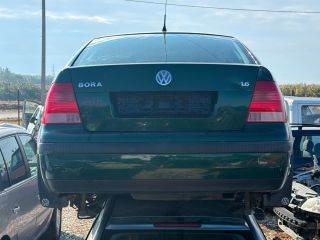 Volkswagen Bora Csomagtérajtó (Részeivel) *172313*