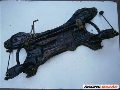Mitsubishi Grandis bölcső