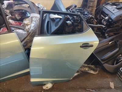 Seat Ibiza 6J 2008- bal hátsó ajtók kompletten 