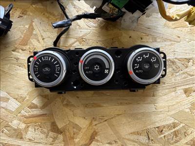 Peugeot 4007 HDi FAP 155 klímapanel 