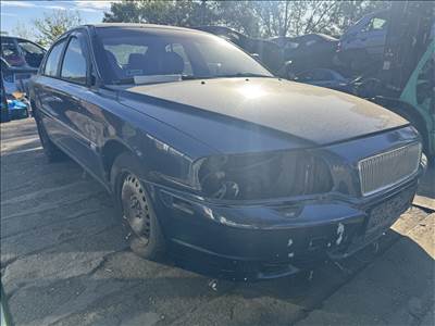 Volvo S80 2.9i bontott alkatrészei