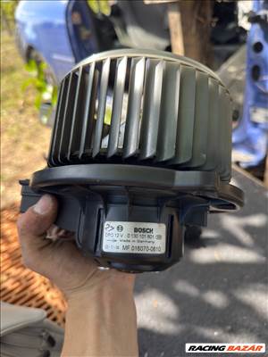 Toyota Corolla (E120/E130) fűtőberendezésének ventilátora  0130101601 mf0160700610