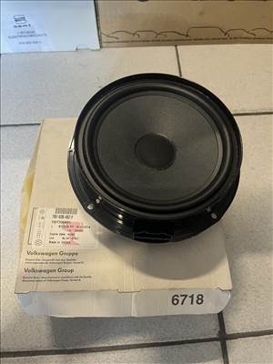 VW Transporter T5, T6 hangszóró  7e0035453f