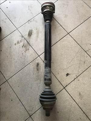 Volkswagen Passat B7 1.8TSI jobb féltengely 1K0407272LF