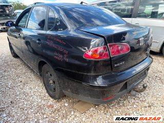 Seat Cordoba II Bal hátsó Ajtó (Részeivel) *172682*