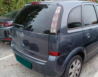 Opel Meriva A csomagtérfedél 