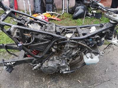 Yamaha xt660x alkatrészek