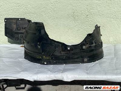Toyota Yaris Cross (XP210) Bal első Dobbetét  538750d421