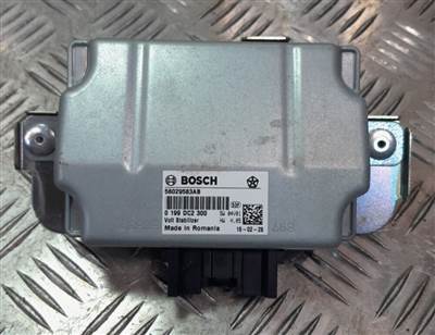 Jeep Renegade 1.6 Mjet vezérlőegység elektronikus modul Bosch 0199DC2300 eredeti használt - 56029583AB