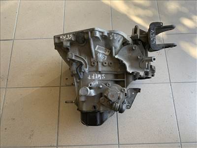 Suzuki Swift M15A váltó ZN5 66.000km