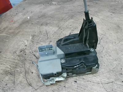PEUGEOT 307 05-07 Jobb első ajtó zárszerkezet központizáras