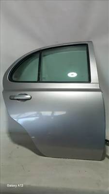 Nissan Micra III (Mk3 / K12) Ezüsz színben Jobb hátsó Ajtó (Részeivel)