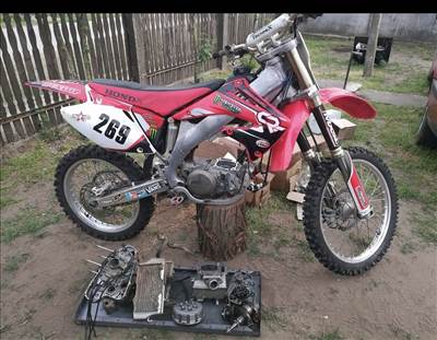 Honda Crf 250 alkatrészek 