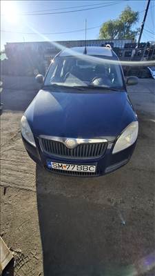 Skoda Roomster bontott alkatrészei
