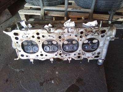 MAZDA DEMIO 98.08-00.05 Hengerfej