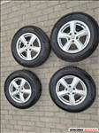  5x114.3 lyukosztású 16" újszerű alufelni, rajta 215/70 újszerű Hankook téli gumi gumi 