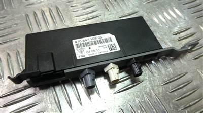 Porsche Panamera 970 antennaerősítő jármű antenna eredeti használt - 97064710803