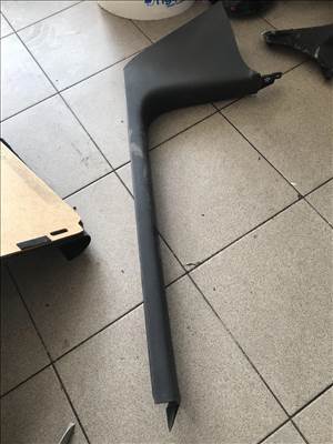 Volkswagen Caddy III jobb küszöb burkolat (belső) 1T1863484C