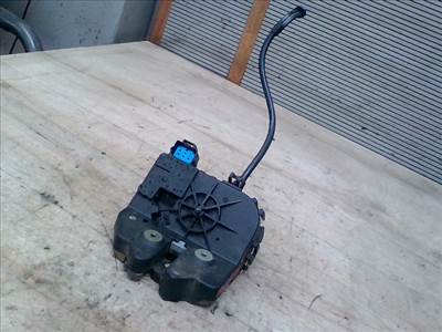 FORD MONDEO 01-07 Csomagtérajtó zárszerkezet