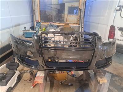 Audi A6 (C6 - 4F) 3.0 TDI quattro A6 4F Fl lökhárító 