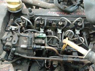 Renault Thalia I 1.5 Hengerfej *170127* k9ka700