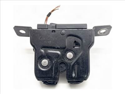 BMW 1 (F21) 2011 - 2022 Hátsó csomagtérajtó zár 7248075