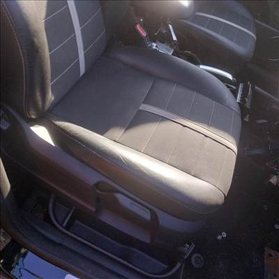 Ford kuga üllés szett manuális állítás