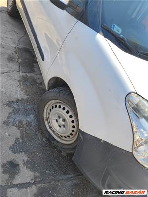 Opel combo d jobb első sárvédő  51822254