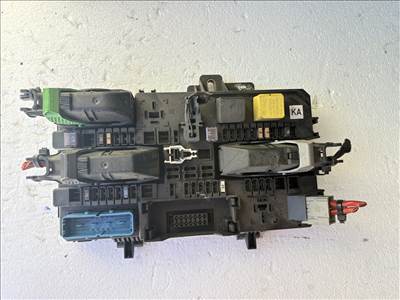 opel astra h 2004-2010 biztosítéktábla csomagtér   94700785
