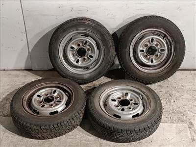 R12 4x100 Acélfelni Szett Gumival