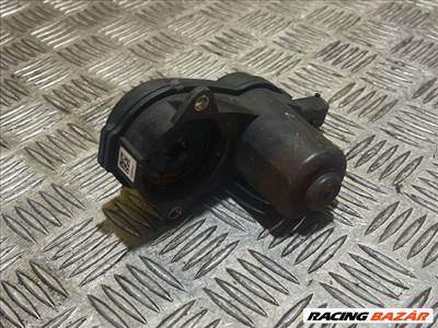 Audi A4 (B8 - 8K) Kézifék Motor 32335478