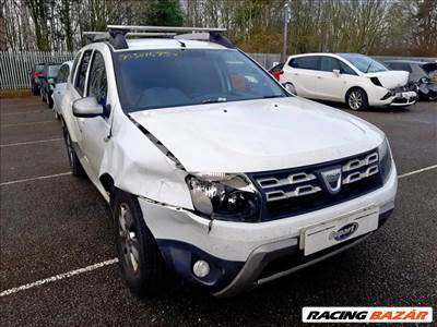 Dacia Duster I bontott alkatrészei