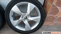 Gyári Skoda Scala/volans/ 17alufelni 5x100 négyévszakos gumik