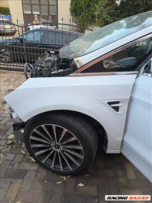 Ford S-MAX Mk2 első sárvédő