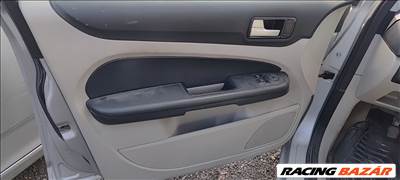 Ford Focus mk2 bal első ajtókárpit 
