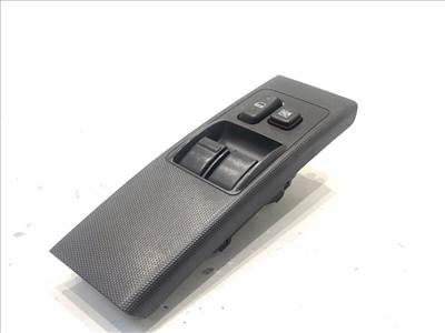 TOYOTA COROLLA Verso (ZER_, ZZE12_, R1_) 2004 - 2009 Ablakemelő kapcsoló 84820-0F040