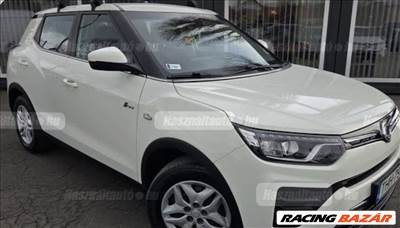 SsangYong Tivoli bontott alkatrészei