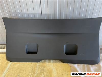 Dacia Duster csomagtérajtó kárpit