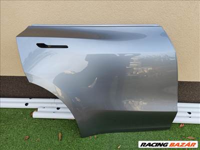 Tesla Model Y TESLA Model Y Juniper Jobb hátsó ajtó  2035503eda
