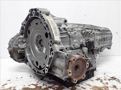 AUDI A5 II F5 / A4 B9 8W 2.0 TFSI 48V mild hibrid automata sebességváltó UML