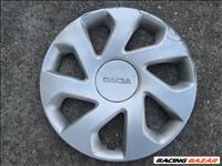 Dacia 15-ös gyári dísztárcsa 1db