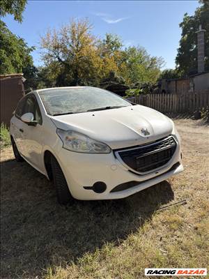 Peugeot 208 bontott alkatrészek